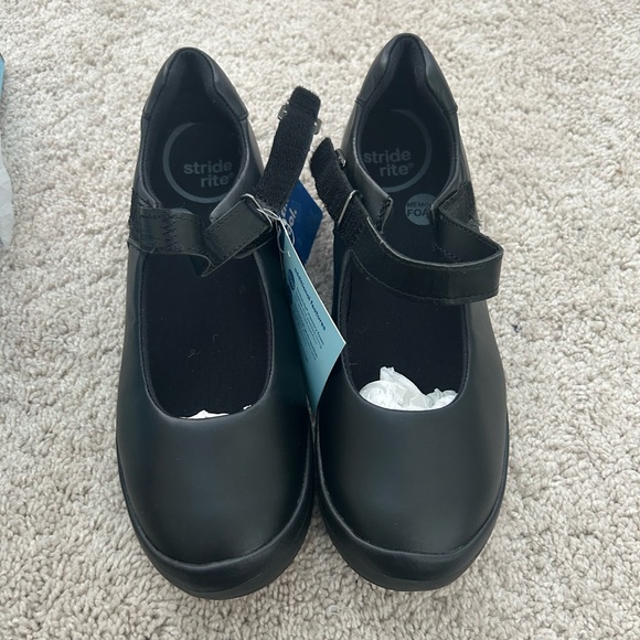 NWT Stride Rite St Ainsley black Maryjane’s in size 5M - Picture 3 of 7